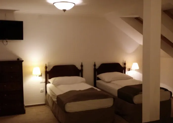 Opera Loft And 3* Budapesta