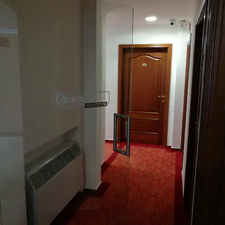מלון דירות Opera Loft And 3*