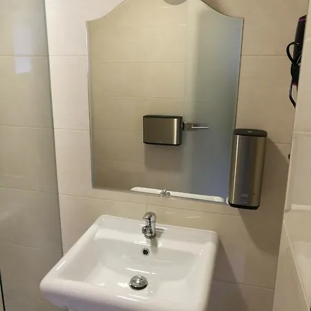 מלון דירות Opera Loft And 3*