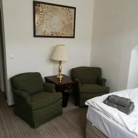 מלון דירות Opera Loft And 3*