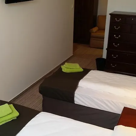מלון דירות Opera Loft And 3*