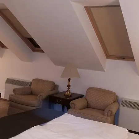 Aparthotel Opera Loft And 3*