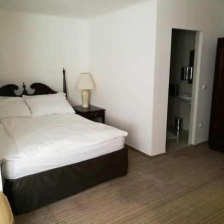 Aparthotel Opera Loft And 3*